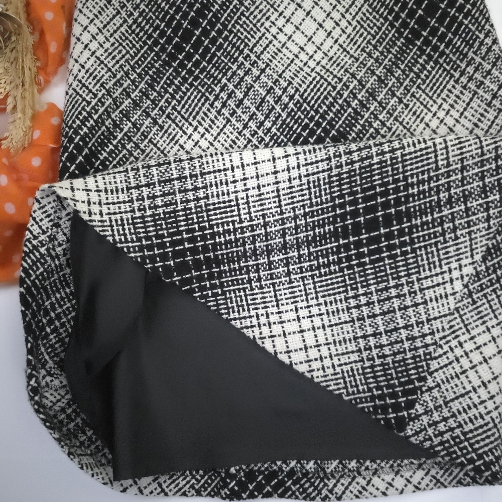 ANTONIO MELANI Black and White Skirt Sz 8 - Picture 6 of 7